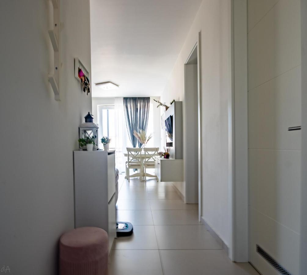 Ferienwohnung Boutique La Perla Jacuzzi Murter Exterior foto